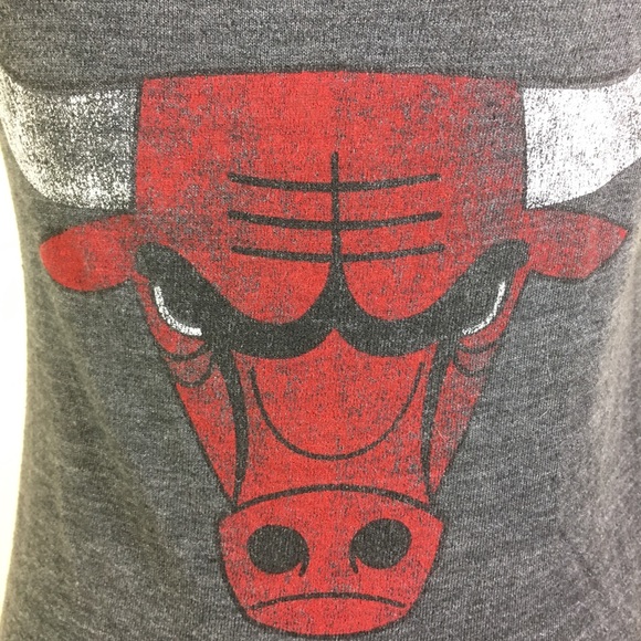 Adidas Chicago Bulls V-Neck T-Shirt Top - Picture 5 of 8